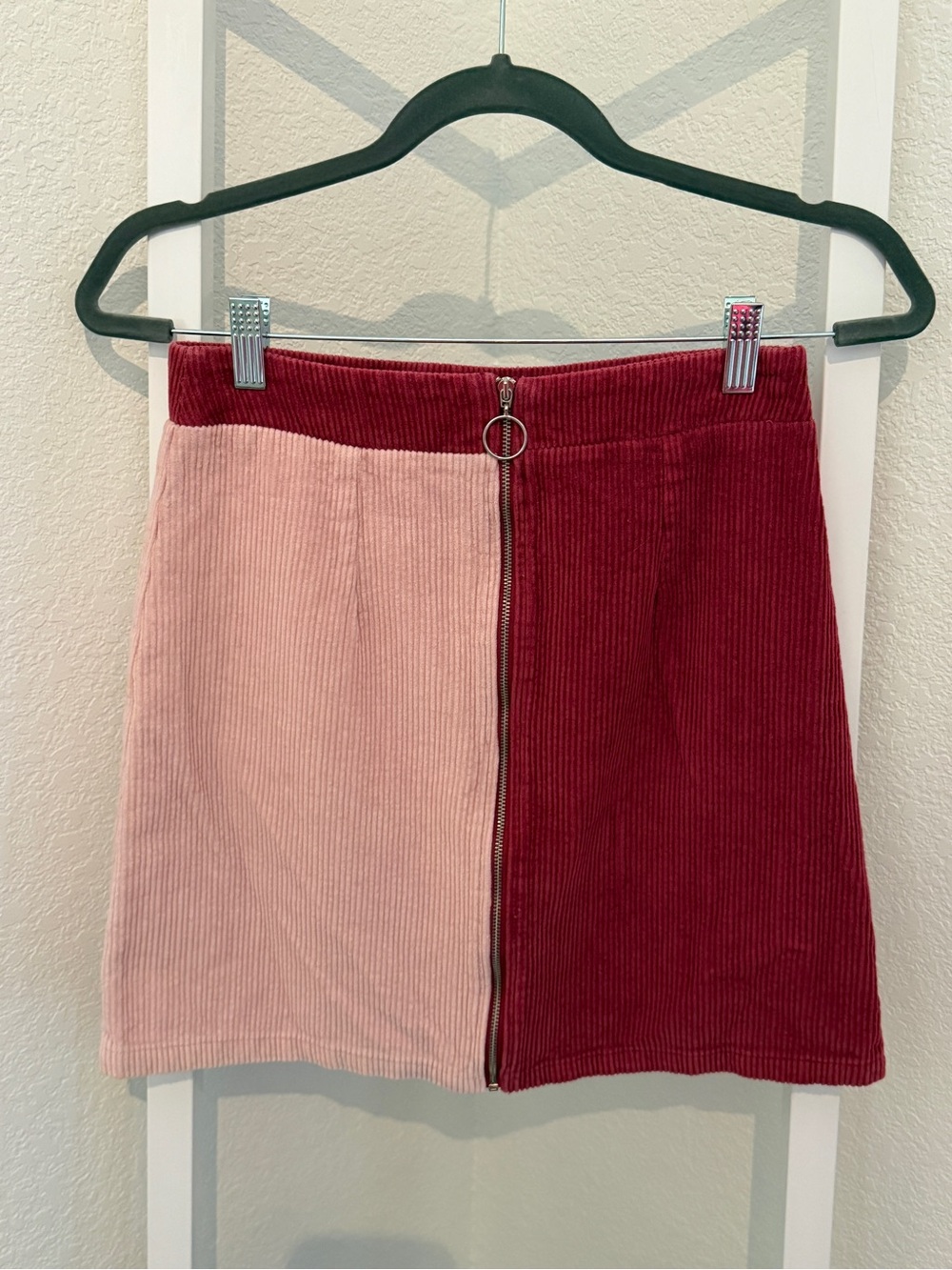 Skies Are Blue Two-Tone Corduroy Mini Skirt - Pink & Burgundy